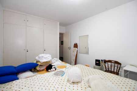 Casa à venda com 400m², 7 quartos e 5 vagas Casa à venda com 400m², 7 quartos e 5 vagasQuarto 1