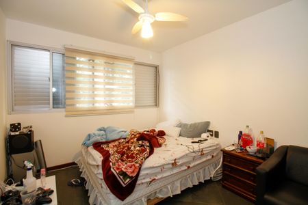 Casa à venda com 400m², 7 quartos e 5 vagas Casa à venda com 400m², 7 quartos e 5 vagasQuarto 3