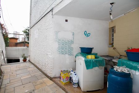 Casa à venda com 400m², 7 quartos e 5 vagas Casa à venda com 400m², 7 quartos e 5 vagasÁrea de Serviço