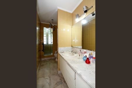 Casa à venda com 400m², 7 quartos e 5 vagas Casa à venda com 400m², 7 quartos e 5 vagasBanheiro Social 2