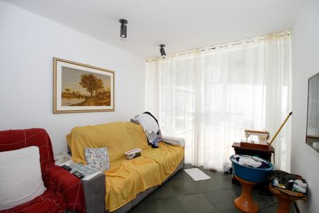 Casa à venda com 400m², 7 quartos e 5 vagas Casa à venda com 400m², 7 quartos e 5 vagasSala de Tv