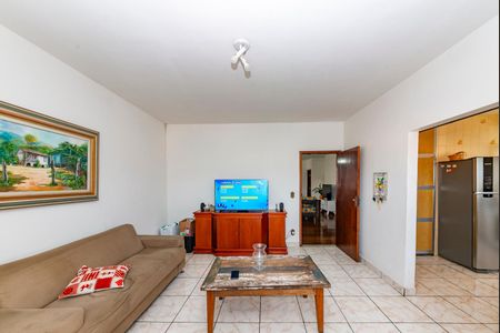 Casa à venda com 325m², 6 quartos e 2 vagas Casa à venda com 325m², 6 quartos e 2 vagasSala 2