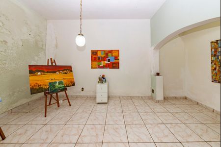 Casa à venda com 325m², 6 quartos e 2 vagas Casa à venda com 325m², 6 quartos e 2 vagasCasa 2