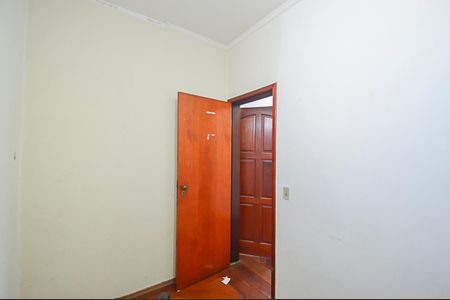 Casa à venda com 580m², 8 quartos e 8 vagasQuarto 5