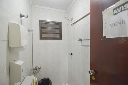 Casa à venda com 580m², 8 quartos e 8 vagasBanheiro de serviço 2
