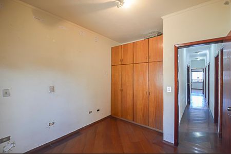 Casa à venda com 580m², 8 quartos e 8 vagasQuarto 3