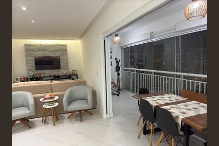 Apartamento à venda com 125m², 3 quartos e 3 vagas Apartamento à venda com 125m², 3 quartos e 3 vagasSala