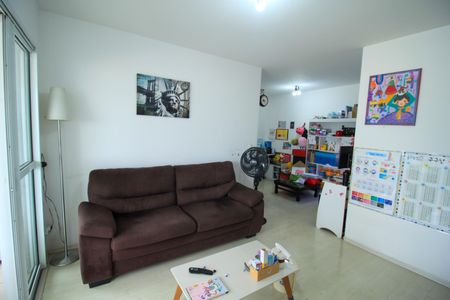 Apartamento à venda com 85m², 3 quartos e 2 vagas Apartamento à venda com 85m², 3 quartos e 2 vagasSala