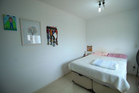 Apartamento à venda com 85m², 3 quartos e 2 vagas Apartamento à venda com 85m², 3 quartos e 2 vagasQuarto