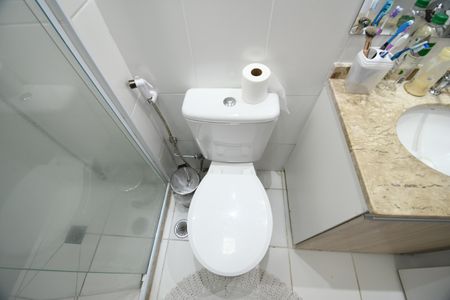 Apartamento à venda com 70m², 3 quartos e 2 vagasBanheiro 1