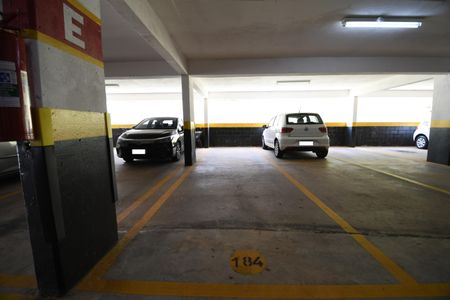 Apartamento à venda com 70m², 3 quartos e 2 vagasGaragem