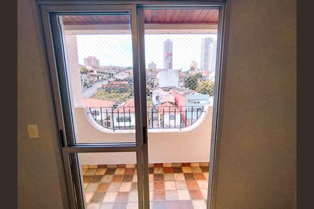 Apartamento para alugar com 65m², 2 quartos e 1 vagaSacada Sala