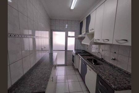 Apartamento para alugar com 65m², 2 quartos e 1 vagaCozinha
