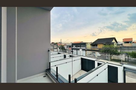 Casa à venda com 193m², 3 quartos e 5 vagas Casa à venda com 193m², 3 quartos e 5 vagasVaranda da Suíte 1
