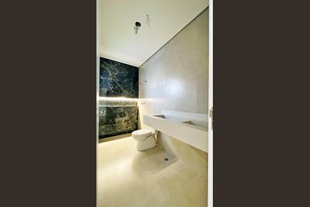 Casa à venda com 193m², 3 quartos e 5 vagas Casa à venda com 193m², 3 quartos e 5 vagasBanheiro da Suíte 1