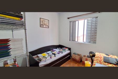 Casa à venda com 218m², 4 quartos e 2 vagas Casa à venda com 218m², 4 quartos e 2 vagasQuarto 1