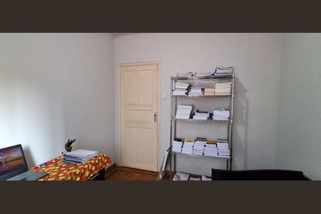 Casa à venda com 218m², 4 quartos e 2 vagas Casa à venda com 218m², 4 quartos e 2 vagasQuarto 1