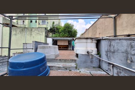 Casa à venda com 218m², 4 quartos e 2 vagas Casa à venda com 218m², 4 quartos e 2 vagasQuintal