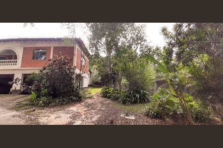 Casa para alugar com 998m², 5 quartos e 4 vagasEntrada da Casa