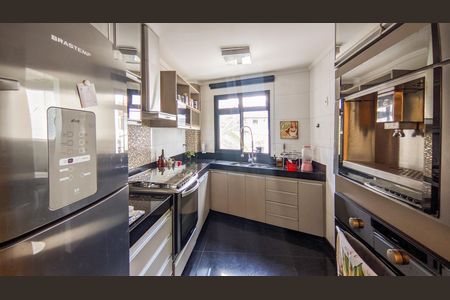 Apartamento à venda com 145m², 4 quartos e 3 vagasCozinha