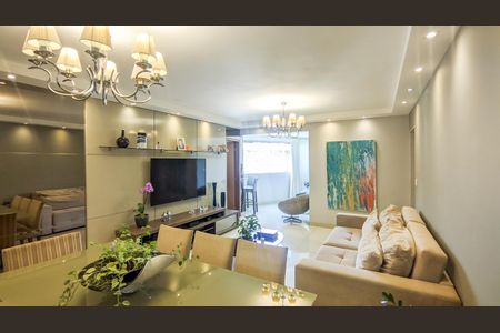 Apartamento à venda com 145m², 4 quartos e 3 vagasSala