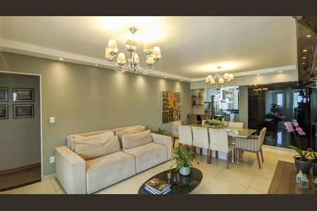 Apartamento à venda com 145m², 4 quartos e 3 vagasSala