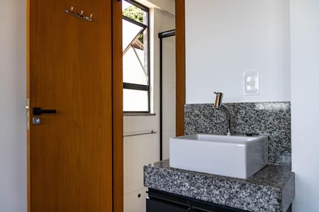 Apartamento à venda com 60m², 1 quarto e 1 vaga Apartamento à venda com 60m², 1 quarto e 1 vagaBanheiro da Suíte