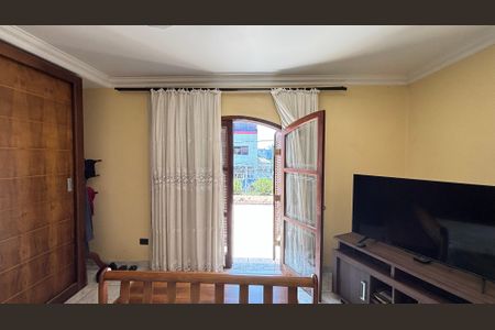 Casa à venda com 221m², 3 quartos e 2 vagas Casa à venda com 221m², 3 quartos e 2 vagasSuite