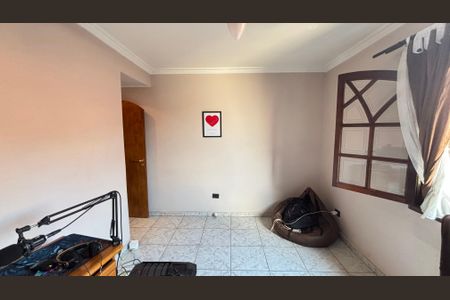 Casa à venda com 221m², 3 quartos e 2 vagas Casa à venda com 221m², 3 quartos e 2 vagasQuarto 2