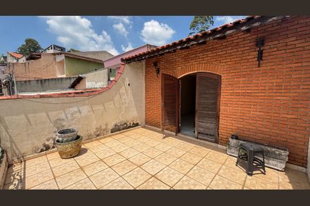 Casa à venda com 221m², 3 quartos e 2 vagas Casa à venda com 221m², 3 quartos e 2 vagasSuite Varanda