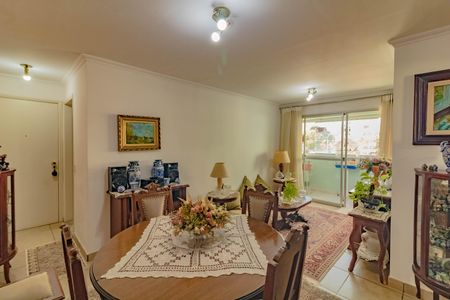 Apartamento à venda com 73m², 3 quartos e 1 vagaSala