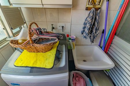 Apartamento à venda com 73m², 3 quartos e 1 vagaÁrea de Serviço