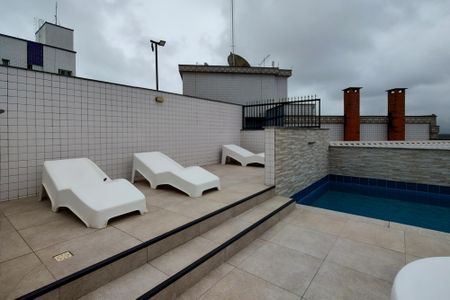 Apartamento para alugar com 70m², 2 quartos e 1 vaga Apartamento para alugar com 70m², 2 quartos e 1 vagaÁrea comum - Piscina