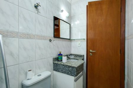 Apartamento para alugar com 70m², 2 quartos e 1 vaga Apartamento para alugar com 70m², 2 quartos e 1 vagaBanheiro