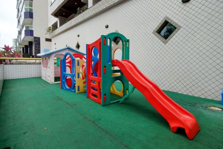 Apartamento para alugar com 70m², 2 quartos e 1 vaga Apartamento para alugar com 70m², 2 quartos e 1 vagaÁrea comum - Playground