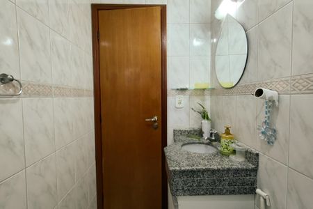 Apartamento para alugar com 70m², 2 quartos e 1 vaga Apartamento para alugar com 70m², 2 quartos e 1 vagaBanheiro da Suíte