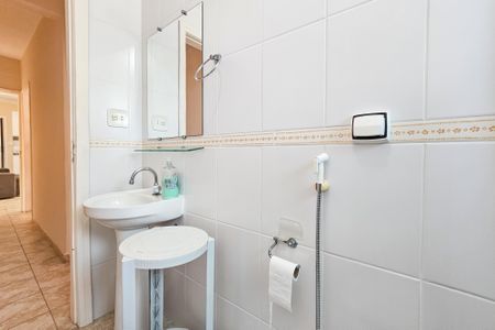 Apartamento para alugar com 96m², 2 quartos e 1 vaga Apartamento para alugar com 96m², 2 quartos e 1 vagaBanheiro