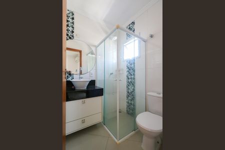 Apartamento à venda com 84m², 3 quartos e 2 vagasBanheiro da suíte