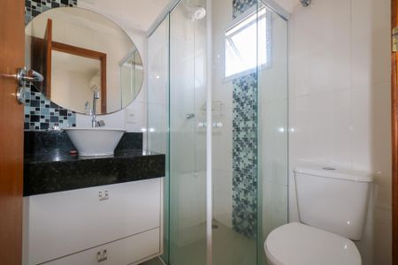 Apartamento à venda com 84m², 3 quartos e 2 vagasBanheiro da suíte