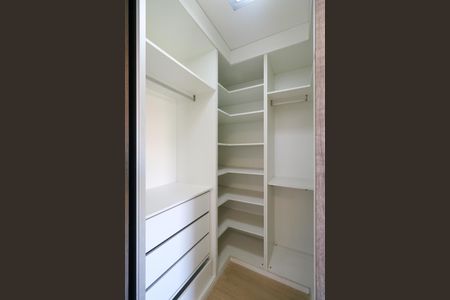 Apartamento à venda com 84m², 3 quartos e 2 vagasCloset suite