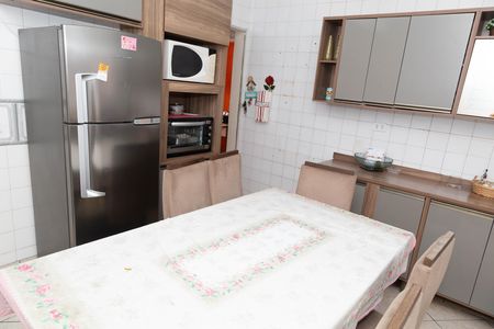 Casa à venda com 120m², 3 quartos e 3 vagas Casa à venda com 120m², 3 quartos e 3 vagasCozinha