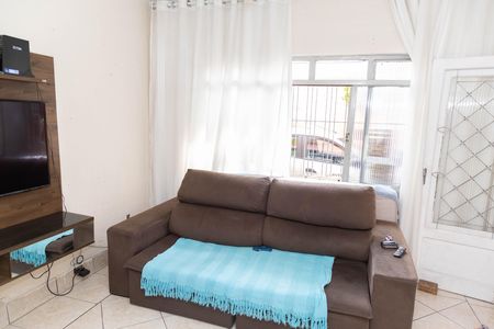 Casa à venda com 120m², 3 quartos e 3 vagas Casa à venda com 120m², 3 quartos e 3 vagasSala