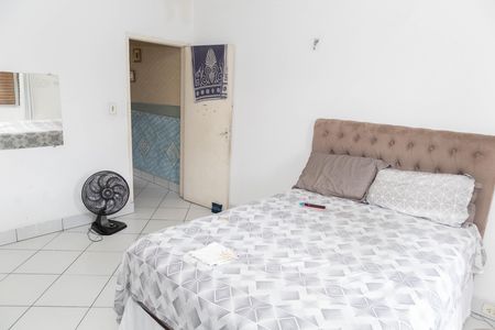 Casa à venda com 120m², 3 quartos e 3 vagas Casa à venda com 120m², 3 quartos e 3 vagasQuarto 2