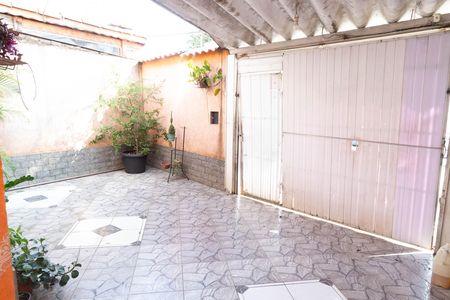 Casa à venda com 120m², 3 quartos e 3 vagas Casa à venda com 120m², 3 quartos e 3 vagasGaragem