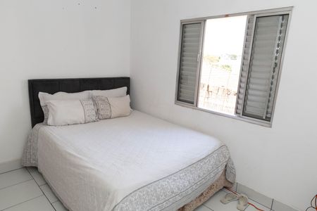Casa à venda com 120m², 3 quartos e 3 vagas Casa à venda com 120m², 3 quartos e 3 vagasQuarto 1