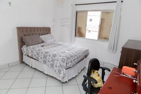 Casa à venda com 120m², 3 quartos e 3 vagas Casa à venda com 120m², 3 quartos e 3 vagasQuarto 2