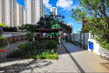 Apartamento para alugar com 89m², 2 quartos e 1 vaga Apartamento para alugar com 89m², 2 quartos e 1 vagaFachada