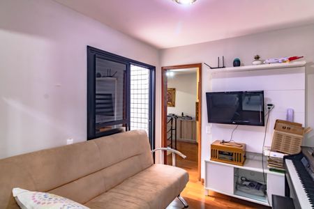 Apartamento à venda com 197m², 4 quartos e 2 vagas Apartamento à venda com 197m², 4 quartos e 2 vagasQuarto 4