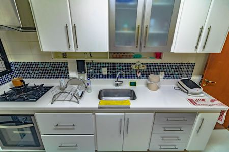 Apartamento à venda com 197m², 4 quartos e 2 vagas Apartamento à venda com 197m², 4 quartos e 2 vagasCozinha