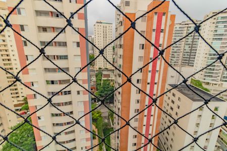 Apartamento à venda com 197m², 4 quartos e 2 vagas Apartamento à venda com 197m², 4 quartos e 2 vagasVista do Quarto 2